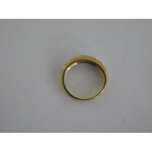 782 - An 18ct hallmarked yellow gold seven stone diamond ring, total ct 1.00, ring size N, approx 4.4 gram... 