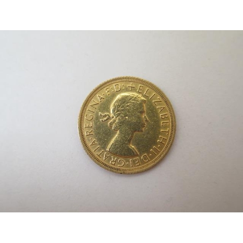 1001 - An Elizabeth II full gold sovereign, dated 1966