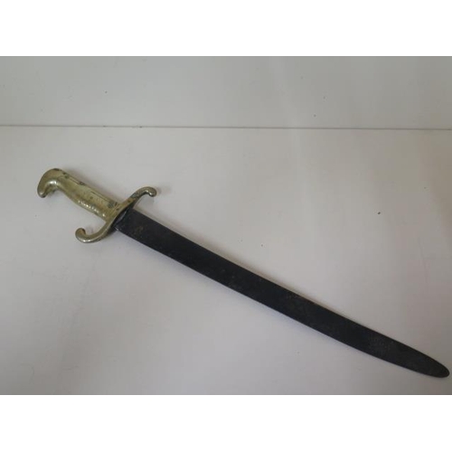 1079 - A 19th century hanger short sword with brass hilt, marked 76.A.4.31. with W and Crown 72 to blade, 5... 