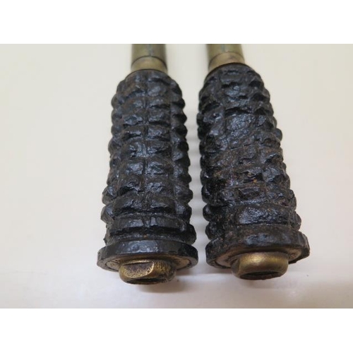 1091 - Two British 1916 Rifle grenades with age related wear