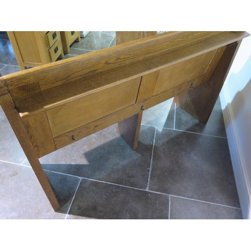 110 - An oak church pew, 92cm tall x 139cm wide x 52cm deep, a deep good colour and sturdy