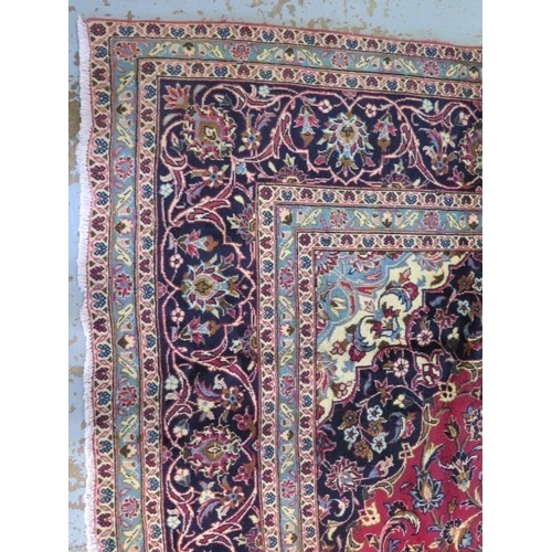 254 - A hand knotted woollen kashan rug, 3.60 x 2.42m