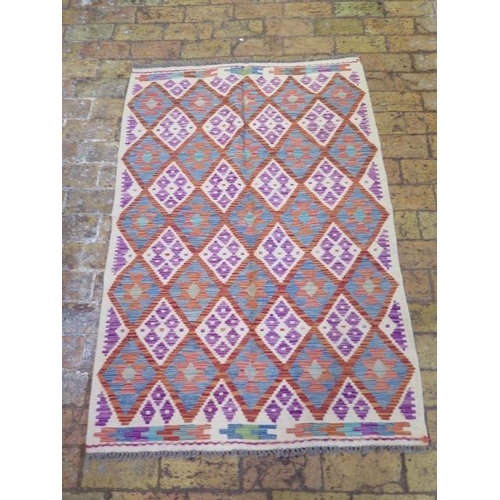 264 - A new hand knotted woollen Chobi Kilim rug, 1.5m x 1m