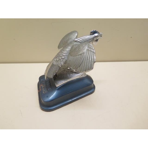 422 - Motoring Interest: A Singer Motors Bantam car mascot on original enamel base, reg 802072, 11cm tall,... 