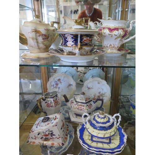 463 - A collection of assorted 19th century tea and table ware including a Grainger Worcester tureen, plea... 