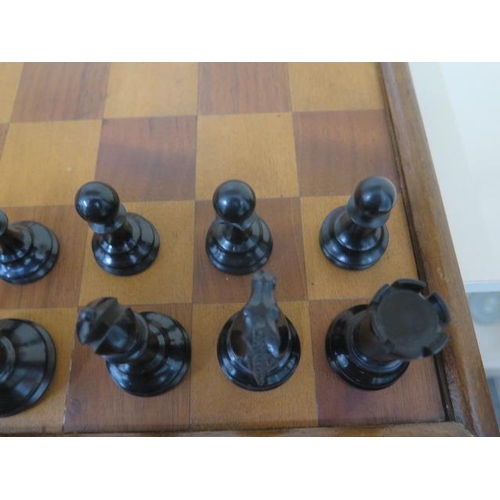 524 - A weighted chess set and board, height of King 10.5cm, board 47cm x 47cm, all good apart from slight... 