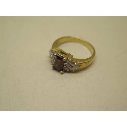 835 - A GTV 18ct monazite and diamond yellow gold ring, size N, gold weight approx 6.7 grams, with certifi... 