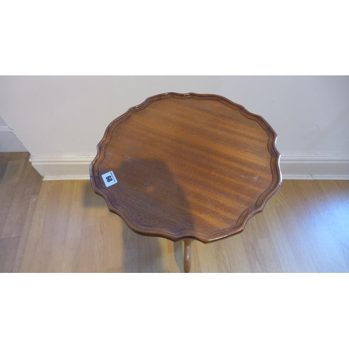 68 - A Georgian style mahogany wine table in generally good condition, 64cm tall x 38cm diameter
