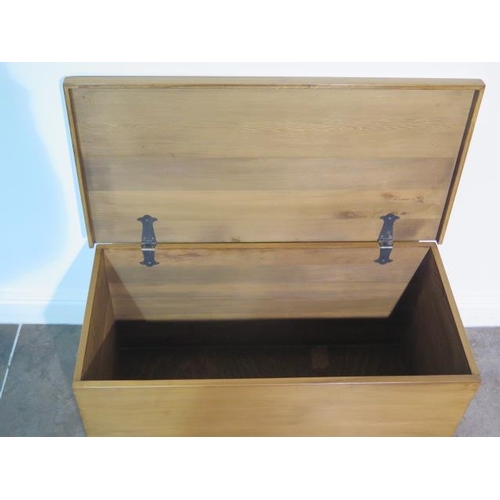 9 - A cedar wood toy / storage chest, made by a local craftsman to a high standard, 44cm tall x 87cm x 4... 