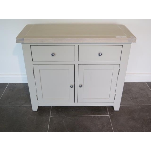 20 - An ex display shaker sideboard with a chalked oak top and a grey base - as new - width 100cm