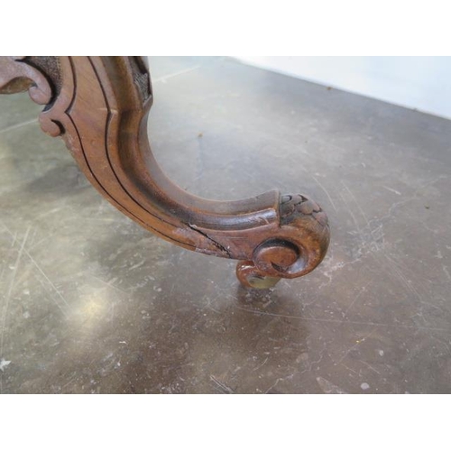 90 - A Victorian inlaid burr walnut oval centre table on carved supports united by a turned stretcher, 71... 