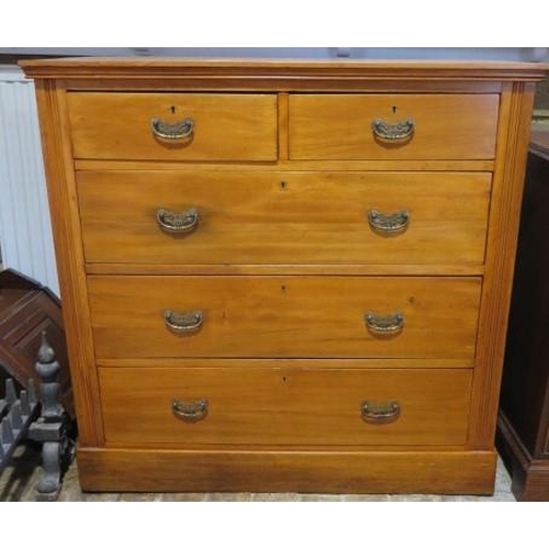 85 - A Victorian / Edwardian satin walnut five drawer chest, 101cm tall x 103cm x 49cm, in generally good... 