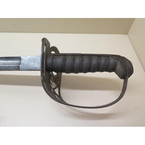 942 - An 1827 Pattern Rifle Volunteers Victorian sword with shagreen grip, 97cm long, no scabbard but in g... 