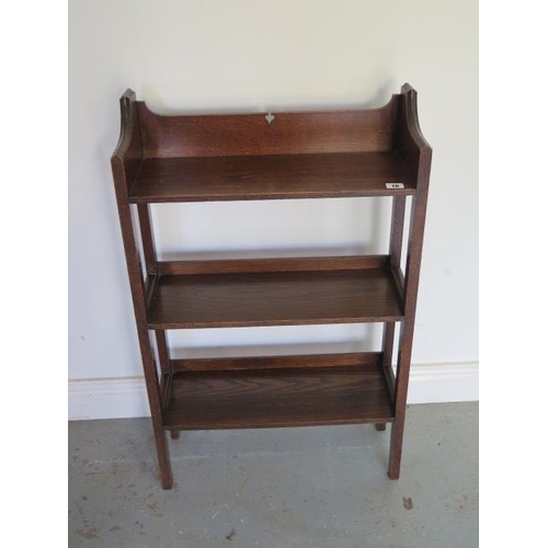16 - A small oak bookcase 89cm tall x 56cm x 20cm