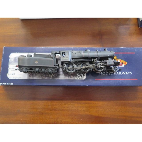 905 - Four Bachmann locos, a Heljan loco and a Hornby Shunter, all lightly weathered