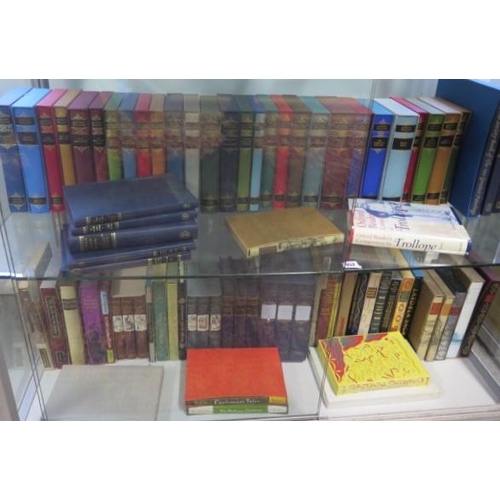 952 - A good selection of Folio Society books, approx 80