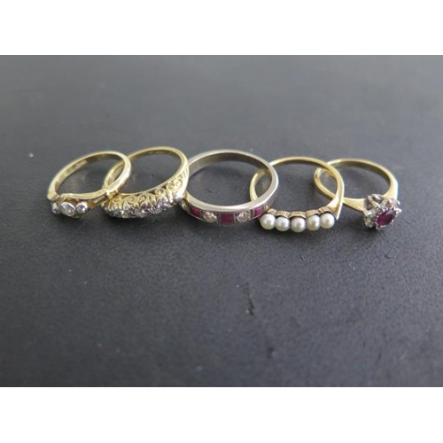 496 - 5 x 18ct gold rings ranging in size from I to Q, total weight approx 14.5 grams