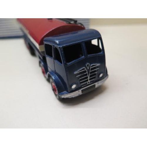 861 - 3 boxed Dinky Supertoys Foden lorries 501, 903 and 942 tanker, all have some small paint chips but g... 