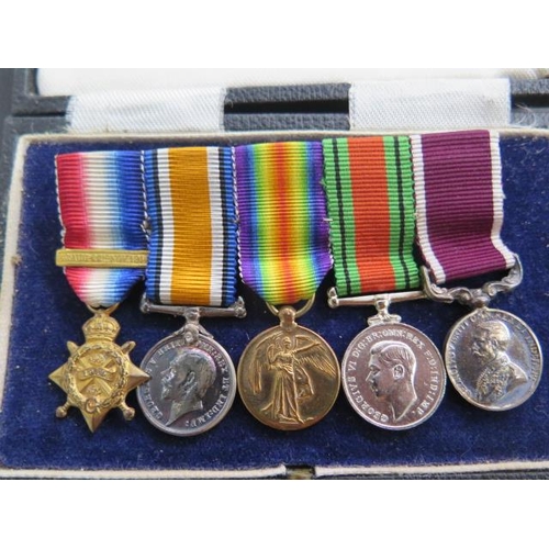 906 - A WWI duo of medals to M2-121437 Pte G L LLOYD ASC, single WI medal to Pte F A PRUDEN I_LOND.R. and ... 