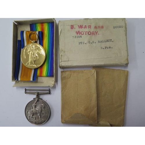 913 - A WWI duo of medals to 73584 Pte G E Mallett R Fus