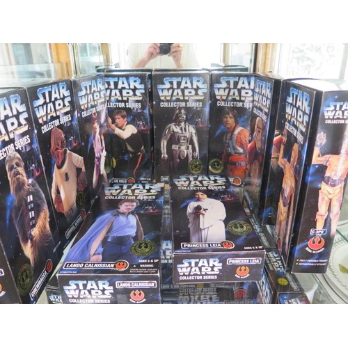 770 - A good collection of 31 Hasbro / Kenner Star Wars Collector Series 12