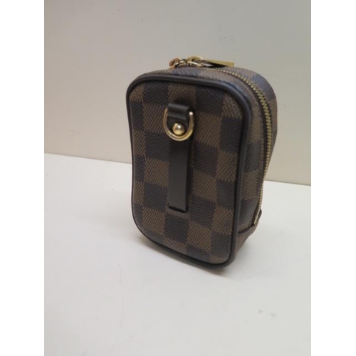 336 - A Louise Vuitton Damier Etui Okapi pouch, 12cm x 8cm, in good condition