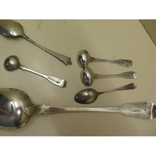 422 - A collection of 9 silver spoons, various makers and dates, total silver weight approx 12.8 troy oz