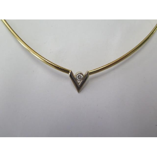 533 - An 18ct yellow and white gold diamond necklet, 43cm long, approx 14 grams, in good condition