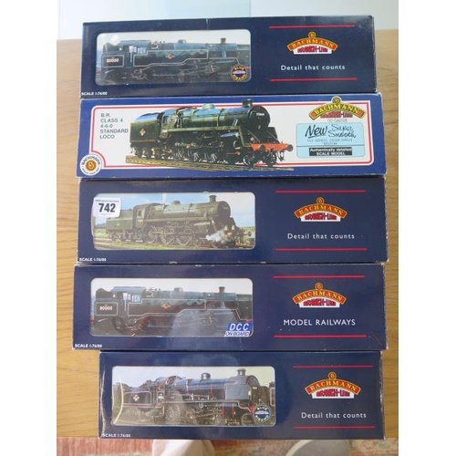 742 - 5 boxed Bachmann 00 gauge Branch line locomotives