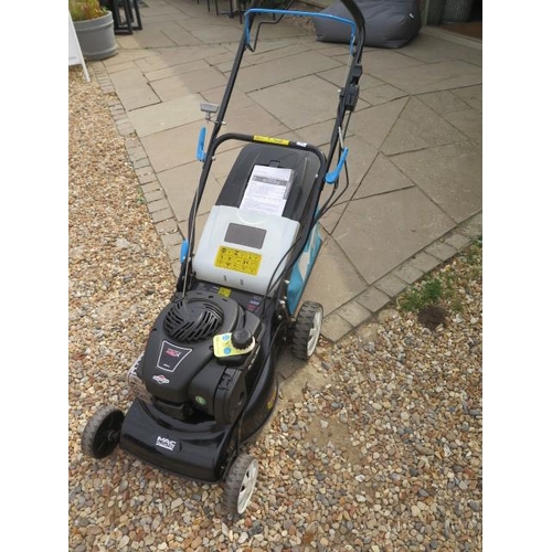 10 - A MacAllister self propelled petrol lawn mower with a 450E series 125cc Briggs and Stratton engine, ... 