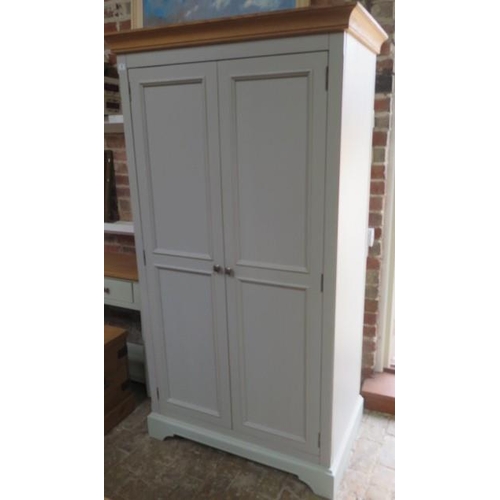 2 - A painted double wardrobe with an oak top, 192cm tall x 104cm x 62cm, some scuffing to paint but gen... 