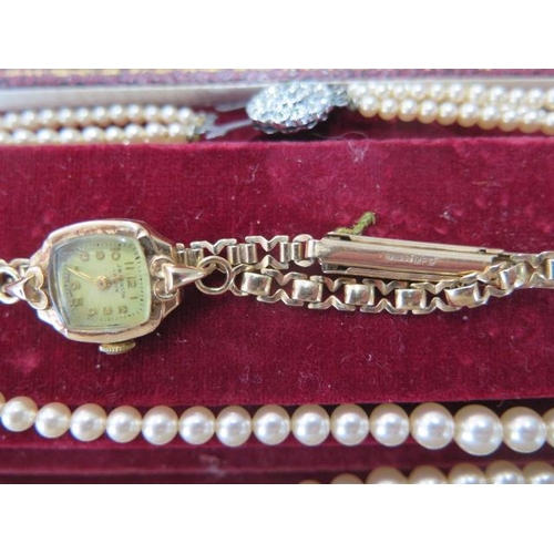 A 9ct yellow gold manual wind ladies bracelet watch, running, approx 12