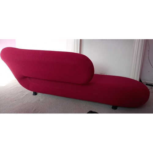 23 - A Geoffrey Harcourt Cleopatra sofa - 192cm x 28cm deep x 66cm tall *