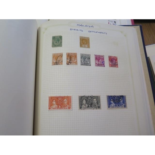 902 - A collection of stamps in 10 albums and some loose