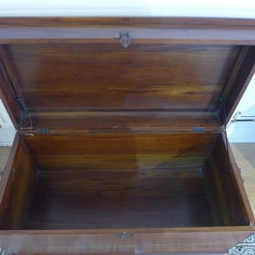 18 - A Victorian style mahogany storage chest - Height 50cm x 100cm x 50cm