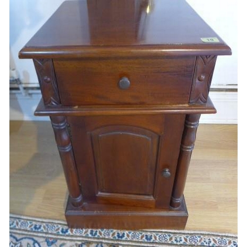 19 - A mahogany bedside cupboard with a drawer - Height 66cm x 40cm x 40cm