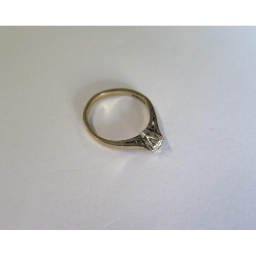 432 - A hallmarked 9ct yellow gold solitaire diamond ring size L - approx weight 2 grams