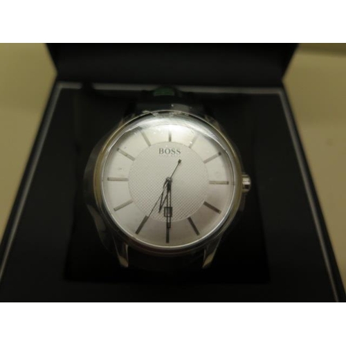 557 - A Gents Hugo Boss quartz golfing Hole in One Club wristwatch - unworn with box and papers - Limited ... 