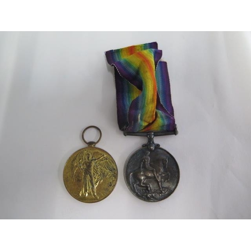 702 - A WWI duo of medals to Pte L F Coates 50436 RIF BRIG