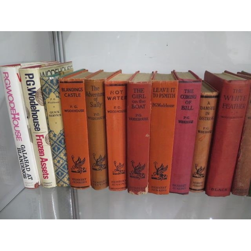 751 - A collection of P G Wodehouse books - 38 in total - including Piccadilly Jim, Herbert Jenkins, Barmy... 