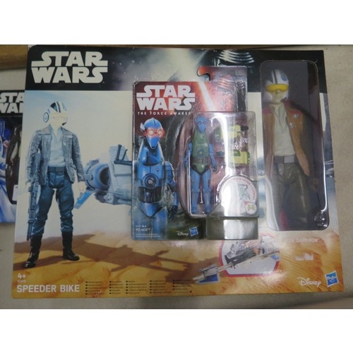 659 - Star Wars - Nine boxed sets/figures and two Lego magazines