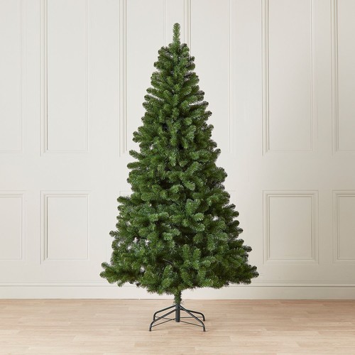 553 - A Nova 6ft Balsam Christmas tree - free postage on this lot