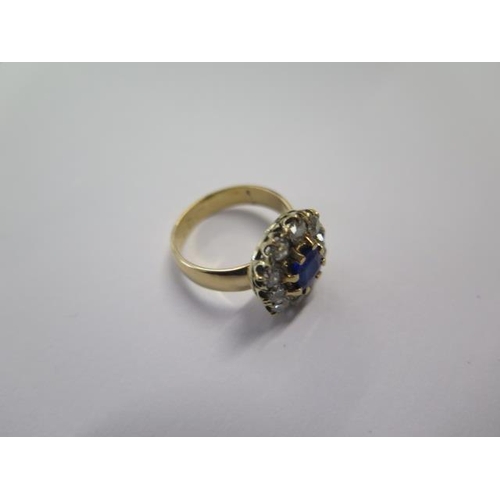 54 - An 18ct yellow gold diamond and synthetic sapphire cluster ring with a screw off head approx 15mm x ... 