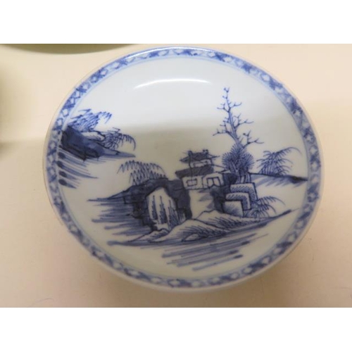 263 - Two Christie's Nanking Cargo tea bowls and saucers and two 23cm plates - tea bowls and saucers in go... 