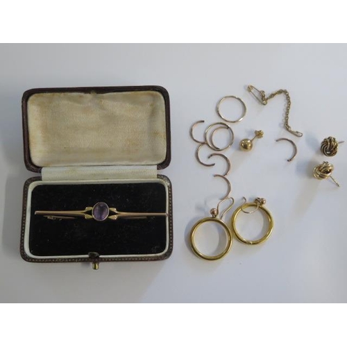 28 - Assorted 9ct and gilt earrings etc and a gilt metal brooch - total weight approx 10.8 grams
