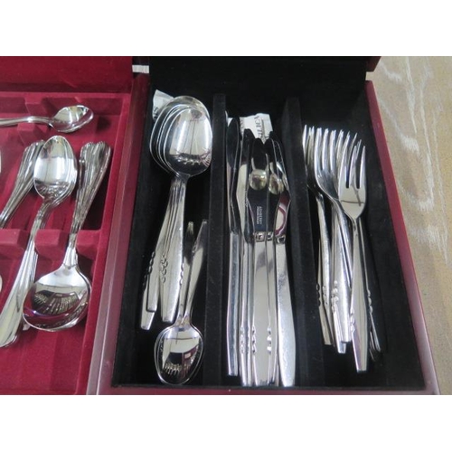463 - A Viners 6 setting Westbury canteen of cutlery and assorted Ashberry Grasmere cutlery