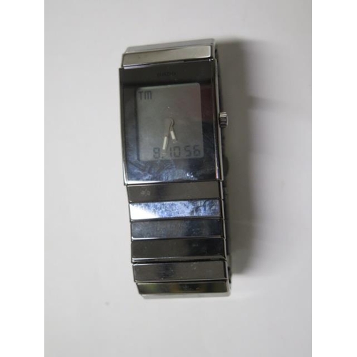 183 - A Rado DiaStar High Tech Ceramic quartz bracelet wristwatch 193.0386.3 case number 05962621 - 26mm c... 