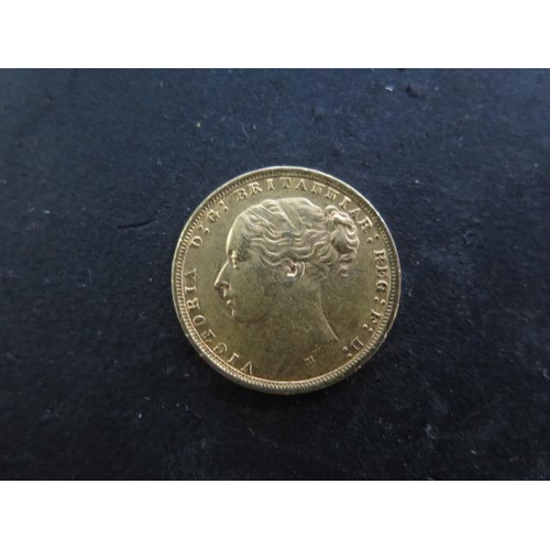 248 - A Victorian young head gold full sovereign dated 1875