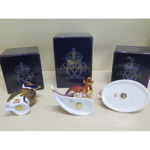 314 - Three boxed Royal Crown Derby paperweights, Brown Pelican, Kangeroo and Swan, all good