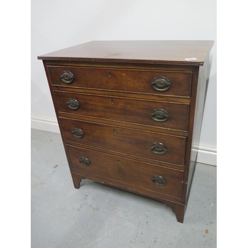 466 - A small Georgian style mahogany 4 drawer chest of drawers, 61cm wide x 70cm high x 40cm deep